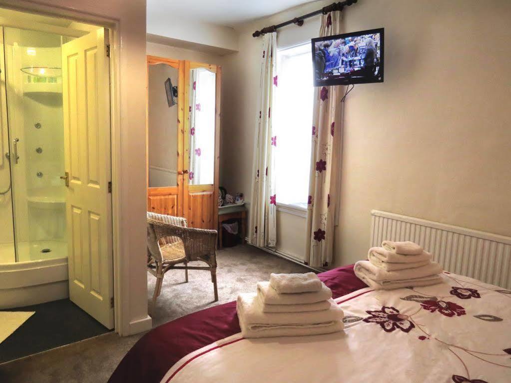 The Five Bells Hotel Deal Exterior photo